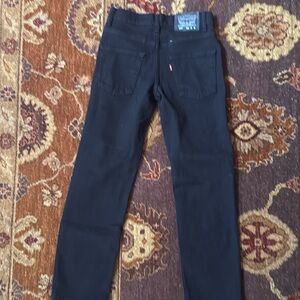 Levi’s black jeans